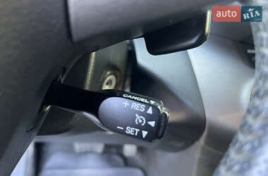 Внедорожник / Кроссовер Toyota RAV4 2009 в 