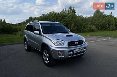 Внедорожник / Кроссовер Toyota RAV4 2002 в Любомле