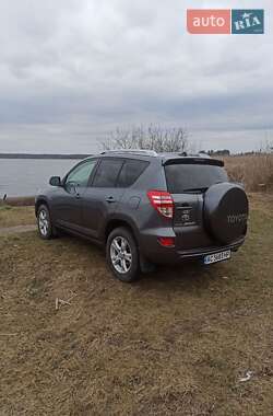 Внедорожник / Кроссовер Toyota RAV4 2009 в Ратным