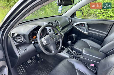 Позашляховик / Кросовер Toyota RAV4 2006 в Турці
