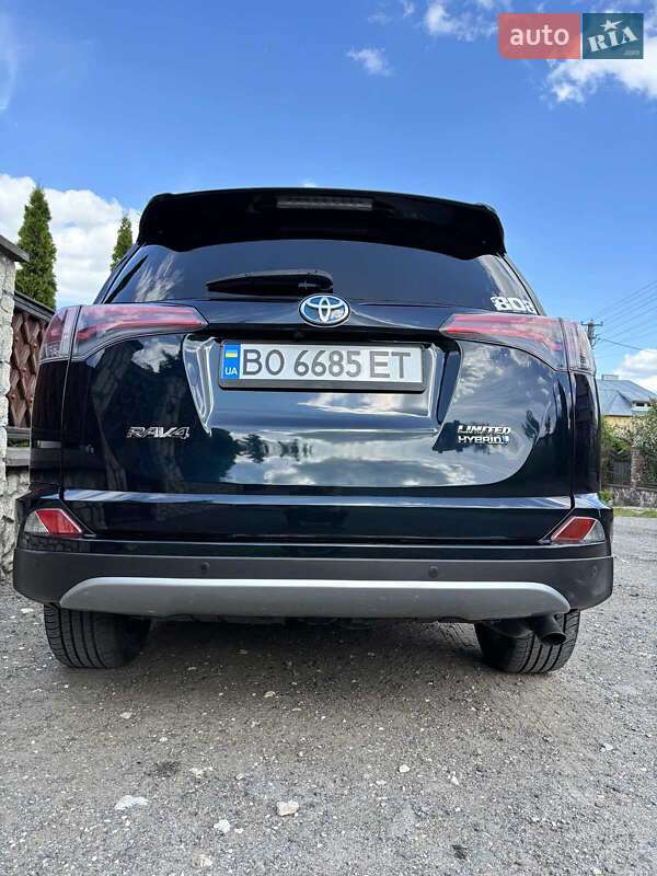 Позашляховик / Кросовер Toyota RAV4 2017 в Тернополі фото 4 Позашляховик / Кросовер Toyota RAV4 2017 в Тернополі