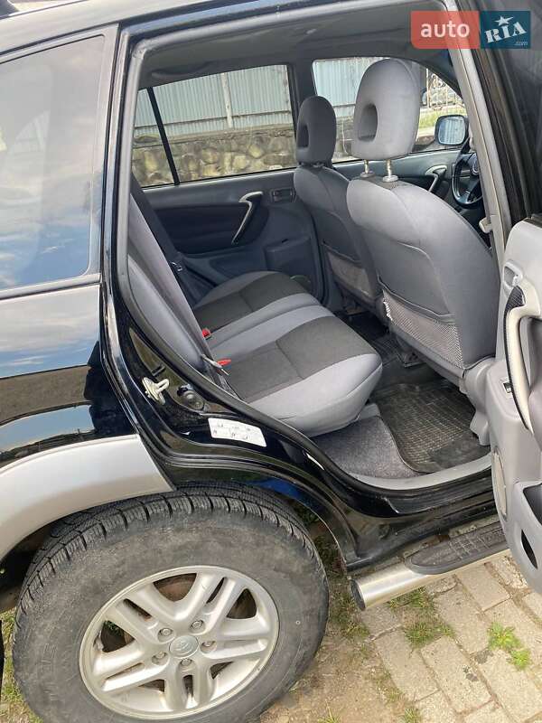 Внедорожник / Кроссовер Toyota RAV4 2003 в Верховине фото 9 Внедорожник / Кроссовер Toyota RAV4 2003 в Верховине