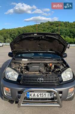 Внедорожник / Кроссовер Toyota RAV4 2002 в  фото 9 Внедорожник / Кроссовер Toyota RAV4 2002 в