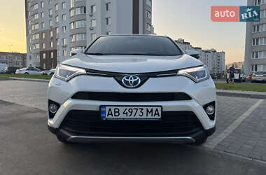 Позашляховик / Кросовер Toyota RAV4 2016 в Вінниці