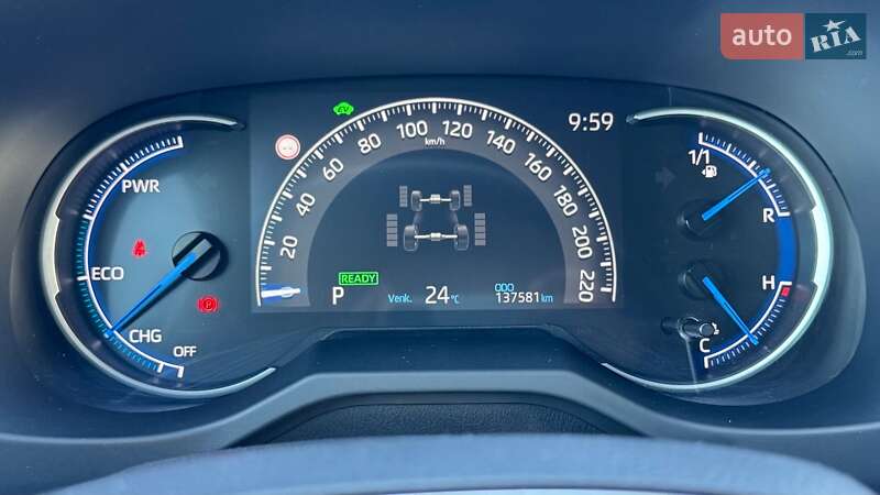 Позашляховик / Кросовер Toyota RAV4 2021 в Івано-Франківську