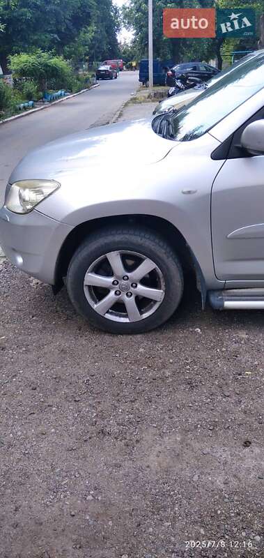 Позашляховик / Кросовер Toyota RAV4 2008 в Запоріжжі