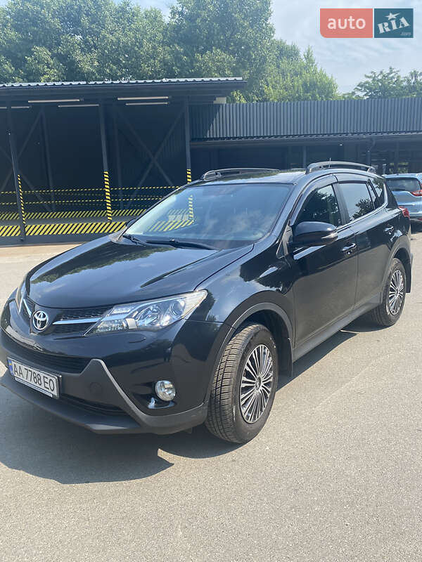 Toyota RAV4 2014