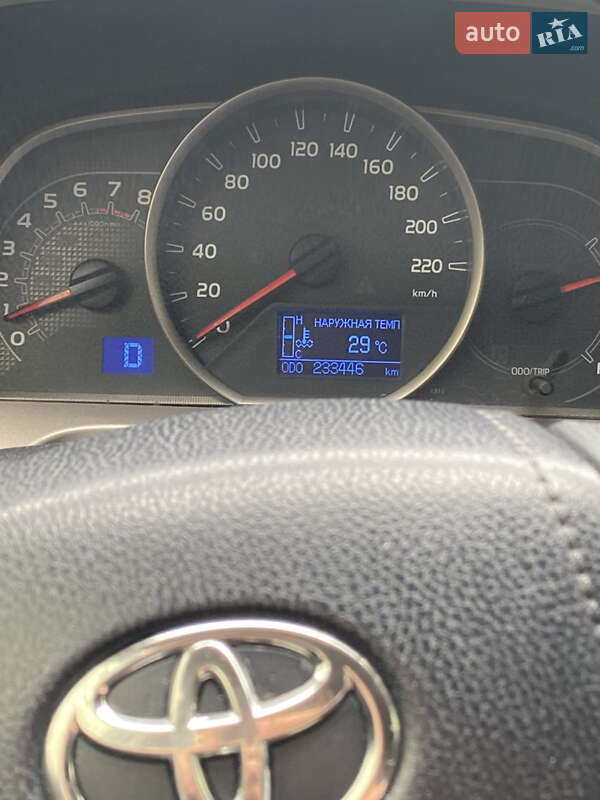 Позашляховик / Кросовер Toyota RAV4 2014 в Києві фото 7 Позашляховик / Кросовер Toyota RAV4 2014 в Києві