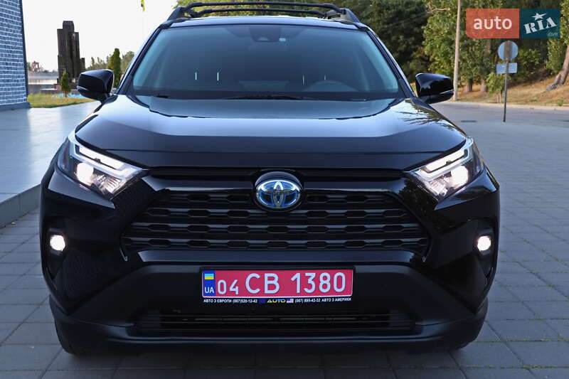 Позашляховик / Кросовер Toyota RAV4 2023 в Кременчуці