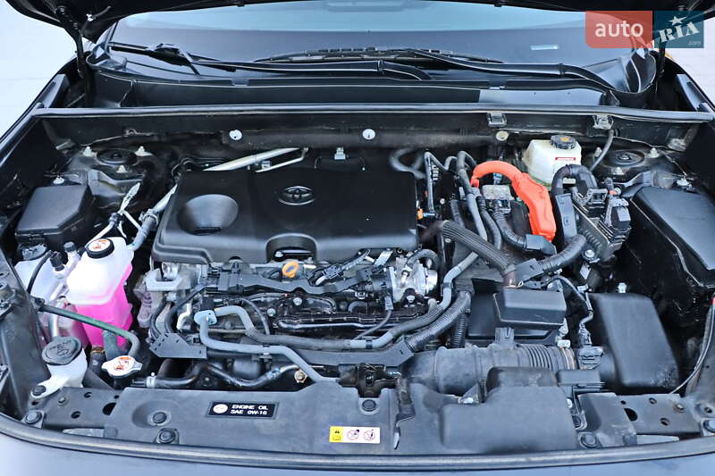 Позашляховик / Кросовер Toyota RAV4 2023 в Кременчуці