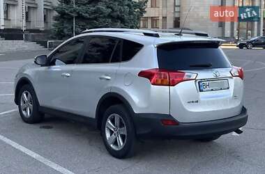 Внедорожник / Кроссовер Toyota RAV4 2015 в Одессе