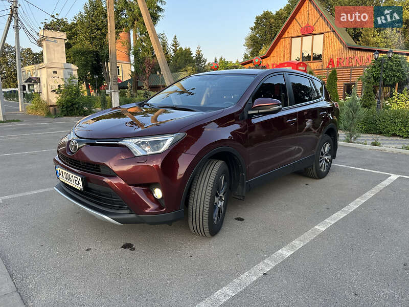 Внедорожник / Кроссовер Toyota RAV4 2016 в Валках фото 7 Внедорожник / Кроссовер Toyota RAV4 2016 в Валках