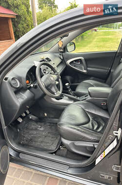 Внедорожник / Кроссовер Toyota RAV4 2007 в 