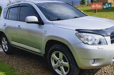Позашляховик / Кросовер Toyota RAV4 2009 в 