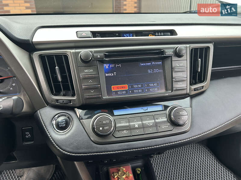 Позашляховик / Кросовер Toyota RAV4 2013 в Жмеринці