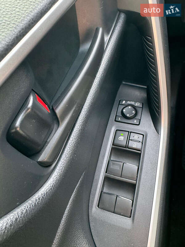 Внедорожник / Кроссовер Toyota RAV4 2023 в Одессе