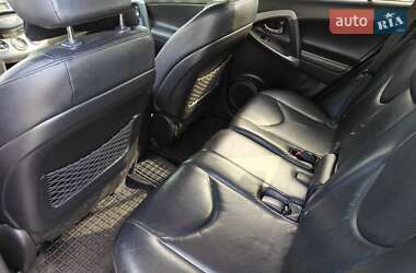 Внедорожник / Кроссовер Toyota RAV4 2007 в 