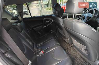Внедорожник / Кроссовер Toyota RAV4 2007 в 