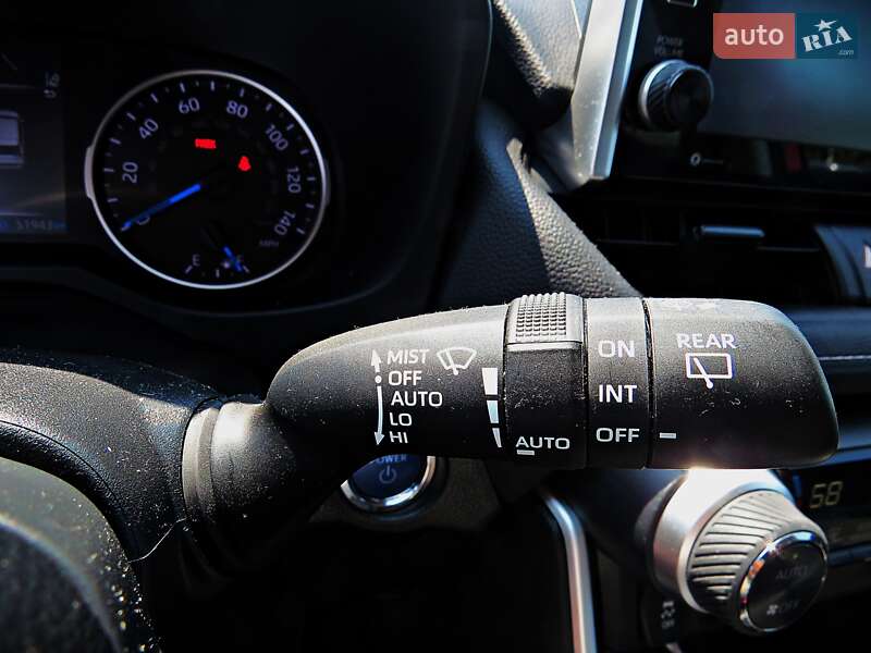 Внедорожник / Кроссовер Toyota RAV4 2022 в Черкассах