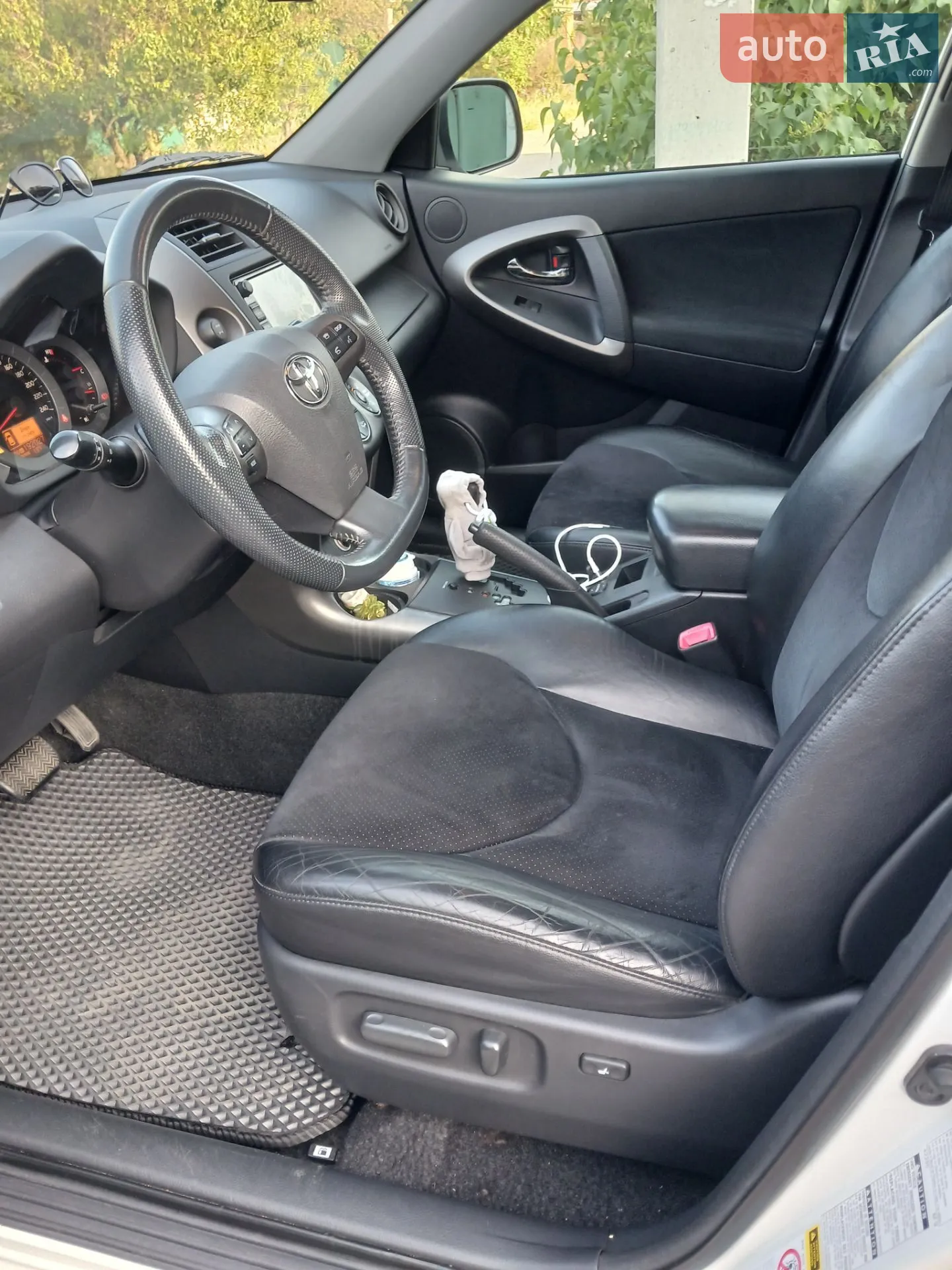 2010 Toyota RAV 4 - мініатюра 6