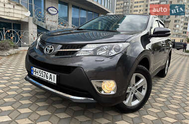 Внедорожник / Кроссовер Toyota RAV4 2013 в Черноморске