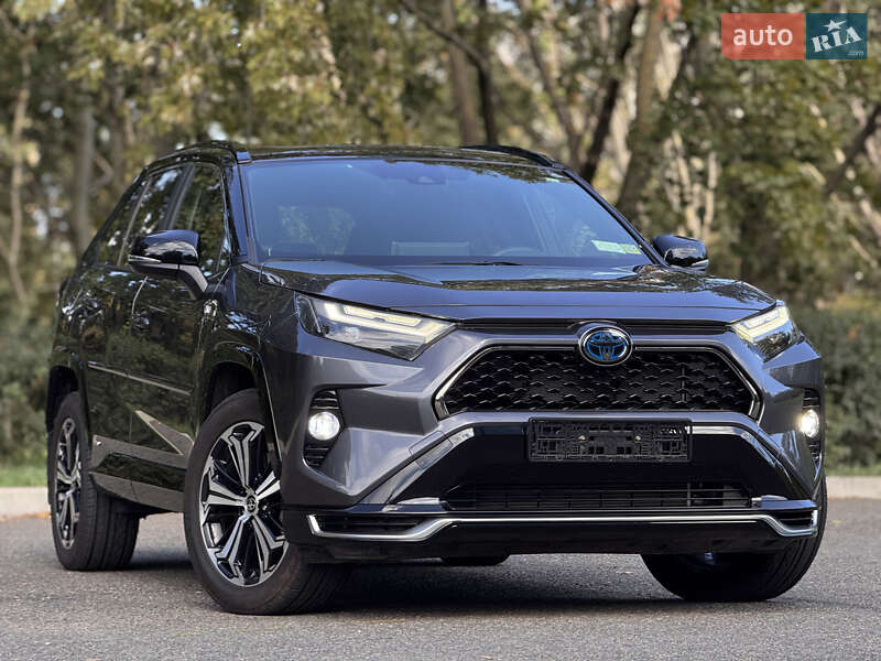 Внедорожник / Кроссовер Toyota RAV4 2022 в Одессе