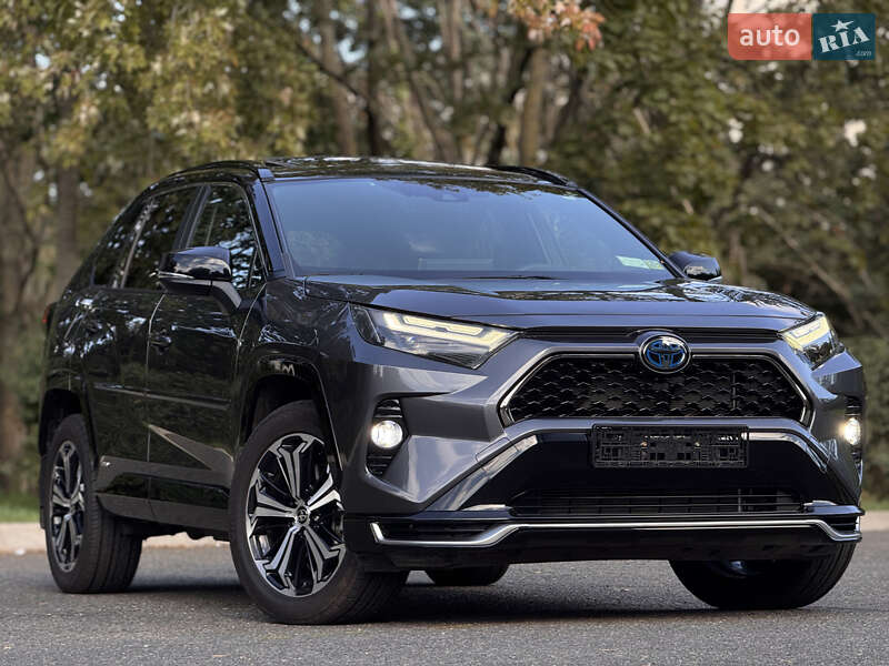 Внедорожник / Кроссовер Toyota RAV4 2022 в Одессе