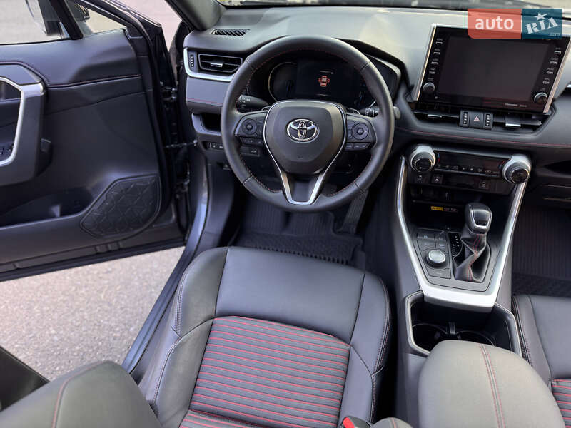 Внедорожник / Кроссовер Toyota RAV4 2022 в Одессе