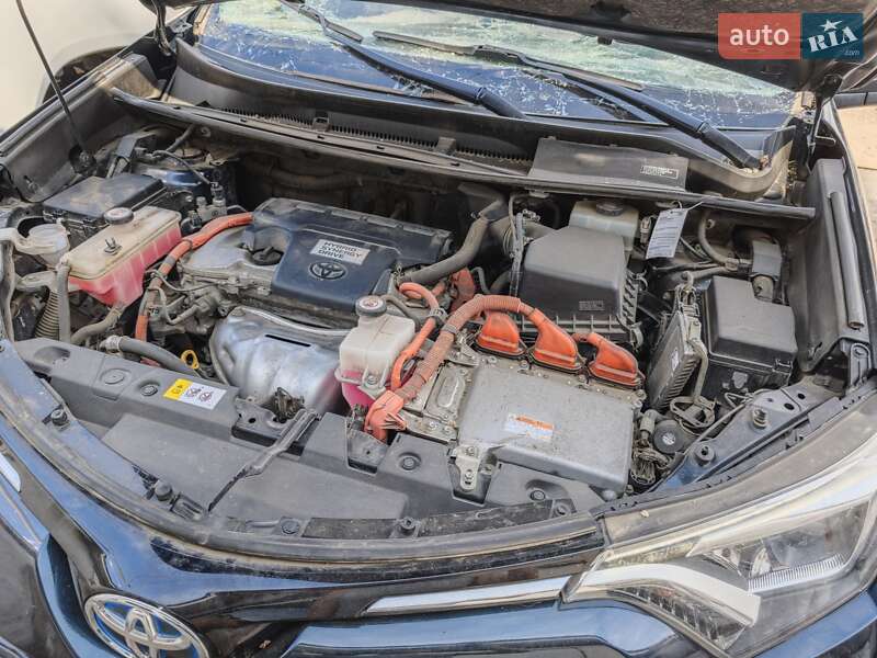 Внедорожник / Кроссовер Toyota RAV4 2017 в Николаеве