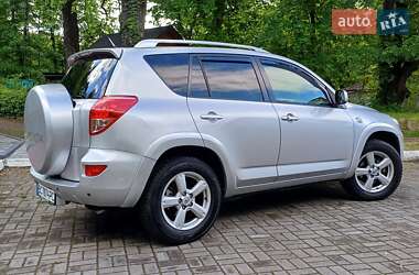 Внедорожник / Кроссовер Toyota RAV4 2006 в 