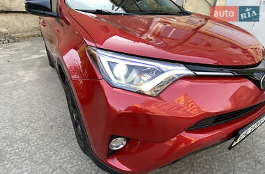 Позашляховик / Кросовер Toyota RAV4 2016 в Львові