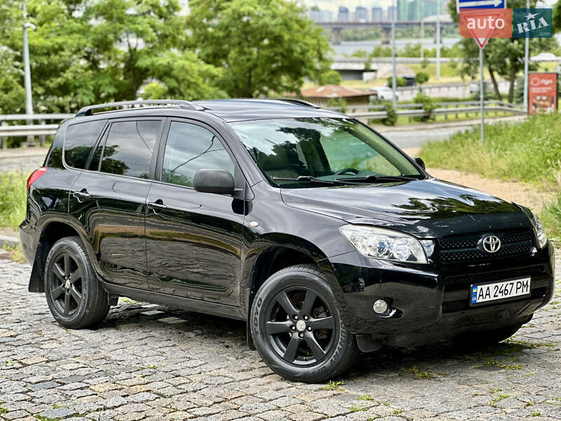 Позашляховик / Кросовер Toyota RAV4 2006 в Києві