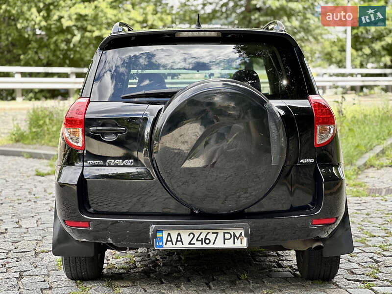 Позашляховик / Кросовер Toyota RAV4 2006 в Києві