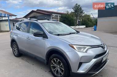 Позашляховик / Кросовер Toyota RAV4 2016 в Буську