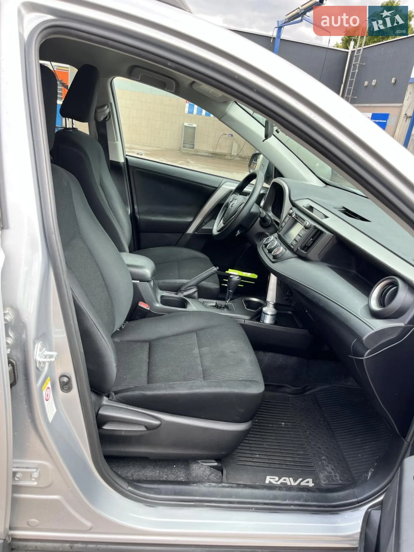 2016 Toyota RAV 4 - мініатюра 9