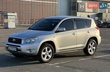 Внедорожник / Кроссовер Toyota RAV4 2006 в Киеве