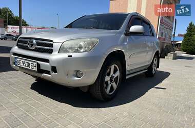 Внедорожник / Кроссовер Toyota RAV4 2007 в 