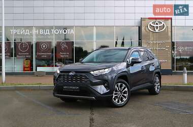 Позашляховик / Кросовер Toyota RAV4 2024 в Києві