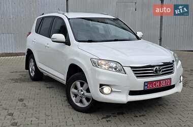 Внедорожник / Кроссовер Toyota RAV4 2011 в 