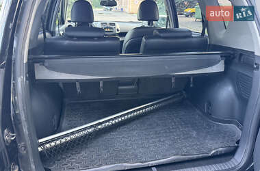 Внедорожник / Кроссовер Toyota RAV4 2011 в 