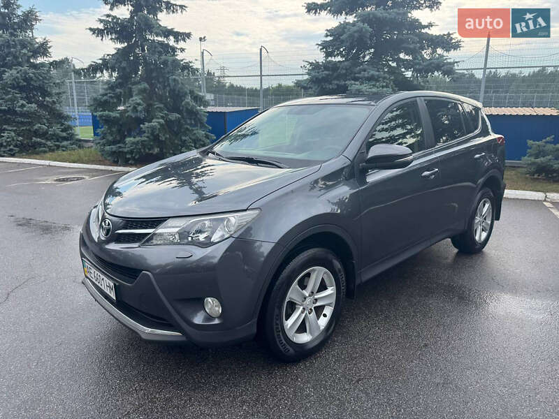 Внедорожник / Кроссовер Toyota RAV4 2014 в Киеве