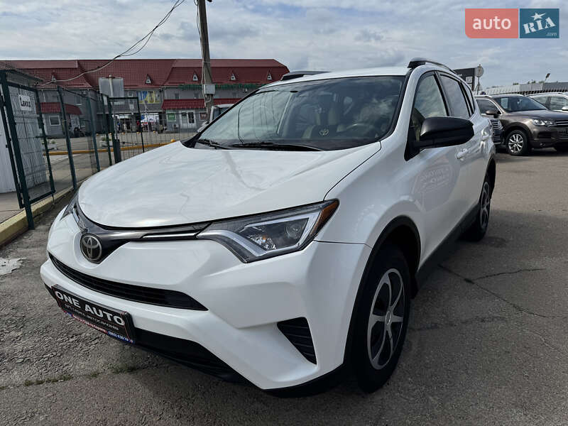 Toyota RAV4 2017