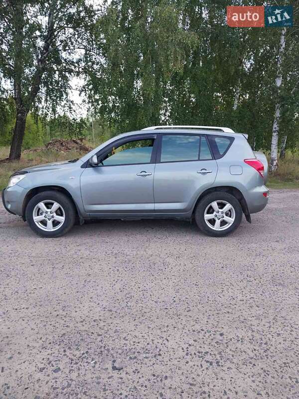Позашляховик / Кросовер Toyota RAV4 2006 в Охтирці