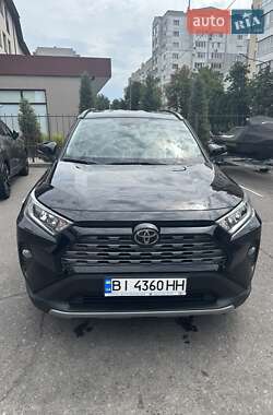 Позашляховик / Кросовер Toyota RAV4 2021 в Кременчуці