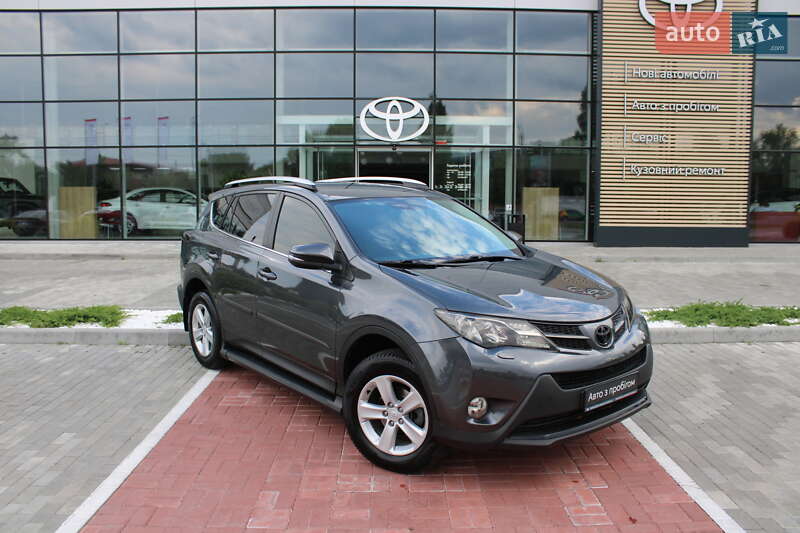 Позашляховик / Кросовер Toyota RAV4 2014 в Черкасах