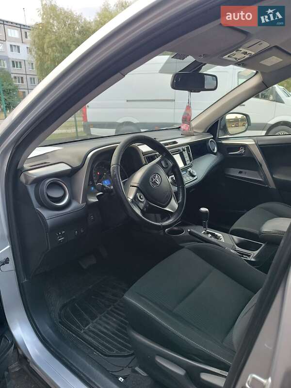 Toyota RAV4 2013