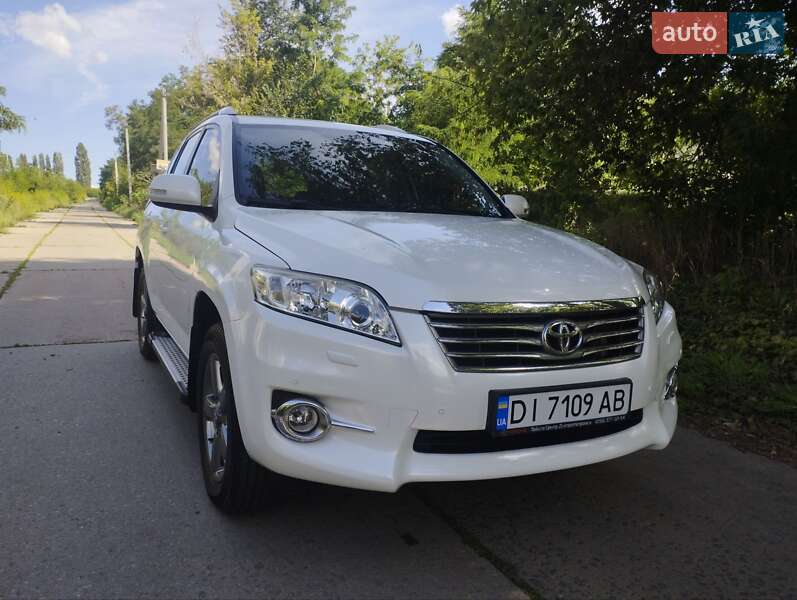 Toyota RAV4 2012