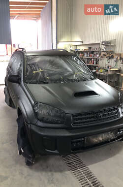 Внедорожник / Кроссовер Toyota RAV4 2003 в Черновцах