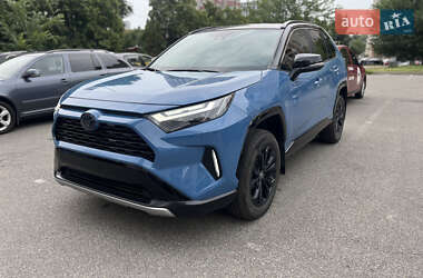 Внедорожник / Кроссовер Toyota RAV4 2024 в Киеве