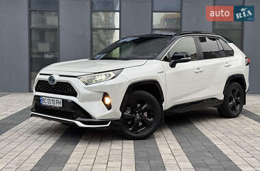 Позашляховик / Кросовер Toyota RAV4 2019 в Львові